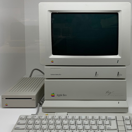 File:AppleII.jpg