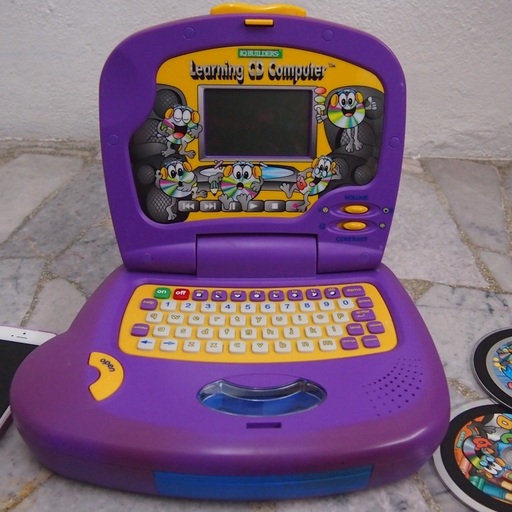 File:VTechIQBuildersLearningCDComputer.jpg