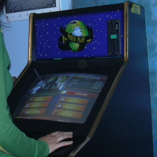 File:FunworldPhotoPlay.jpg